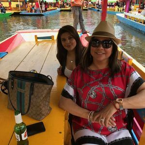 Meet your Posher, Carolina